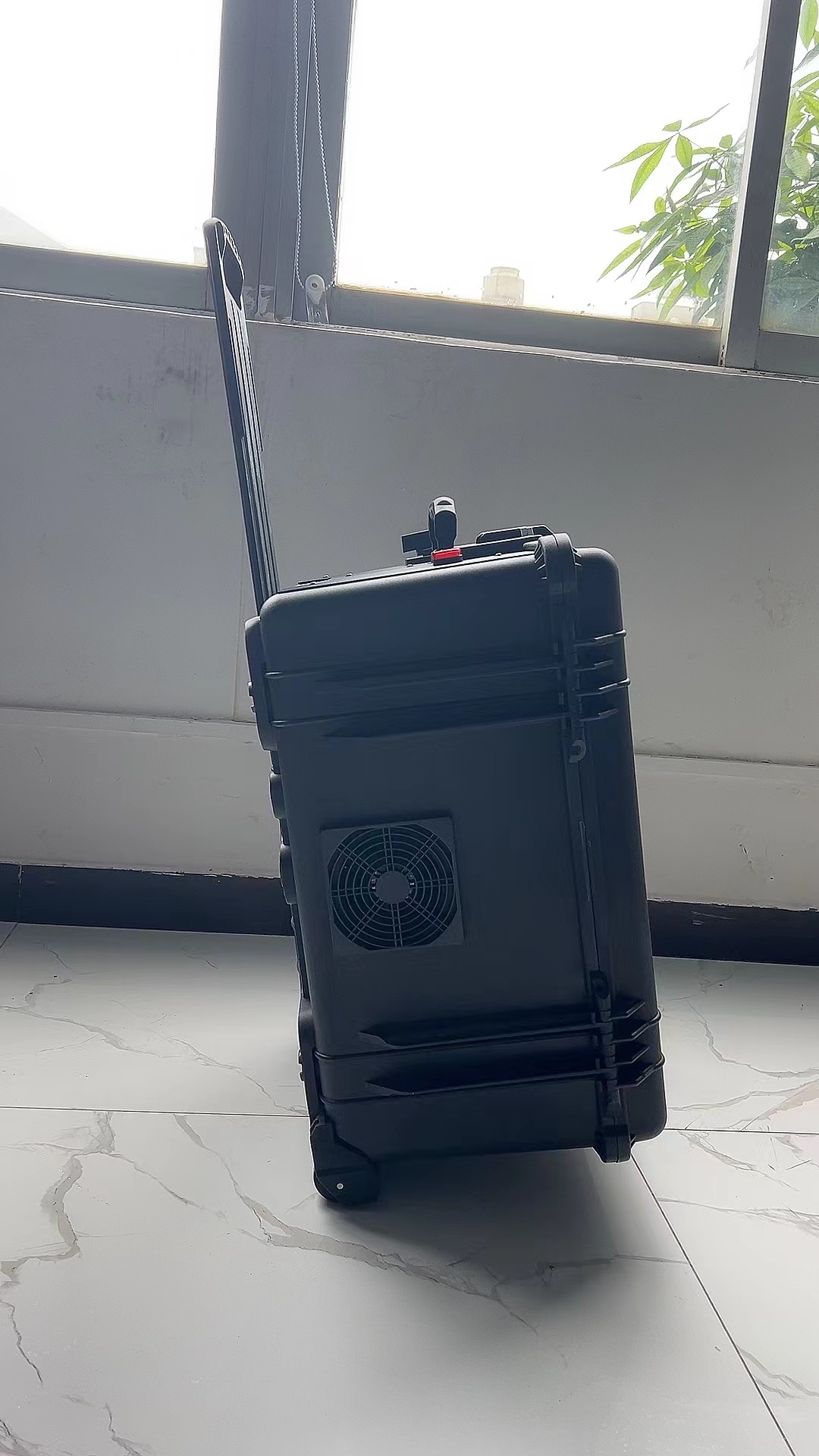 青浦手拉箱型移动通信干扰器